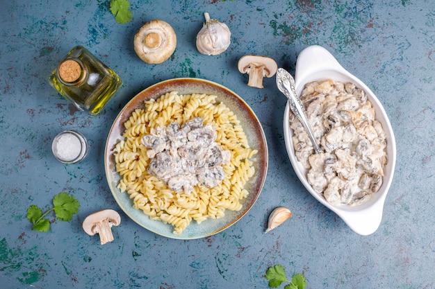 Creamy Chicken Alfredo: Easy Recipe for a Classic Italian Dish