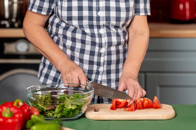 How Long to Cook Greens on the Stovetop for Perfect Tenderness