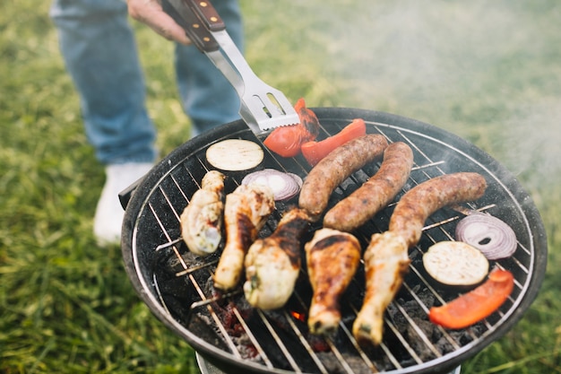 Bratwurst Grill Time: The Perfect Cook Guide