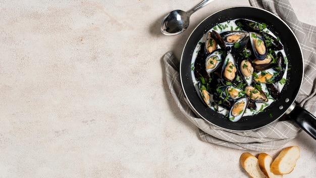 The Ultimate Guide to Steaming Clams: Tips, Tricks, and Recipes