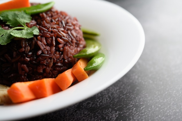 <a href=https://www.tgkadee.com/Cooking-Tips/Black-Rice-Recipes-The-Ultimate-Guide-to-Cooking-Perfect-Black-Rice.html target=_blank class=infotextkey>black <a href=https://www.tgkadee.com/Healthy-Meals/How-Long-to-Cook-Rice-Perfect-Rice-Every-Time.html target=_blank class=infotextkey>rice recipes</a></a>: The Ultimate Guide to Cooking Perfect Black Rice