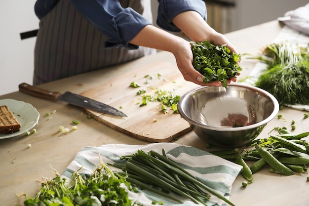 How Long to Cook Greens: Perfect Cooking Times for Every Type