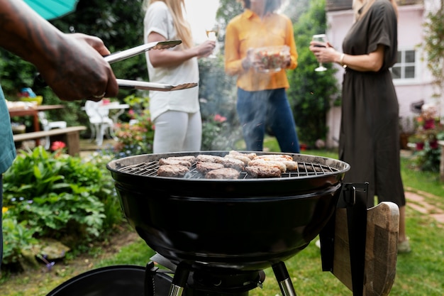 Mastering Charcoal Grilling: The Ultimate Guide to Delicious BBQ