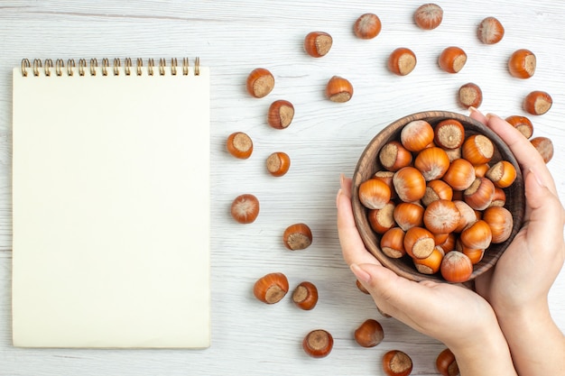 The Ultimate Guide to Cooking Chestnuts: From Roasting to Boiling