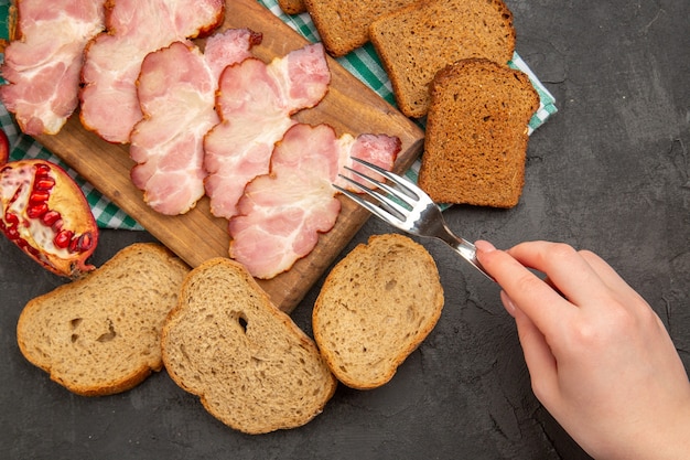 How to Cook a Raw Ham Perfectly: A Step-by-Step Guide