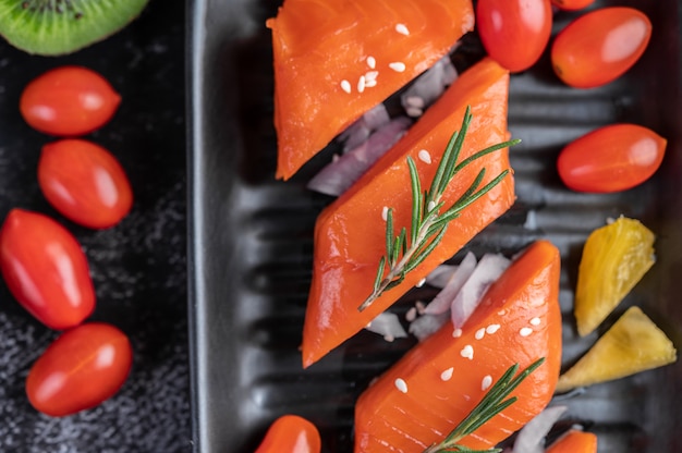 Grilled Salmon: The Ultimate Guide to Perfect Flakiness