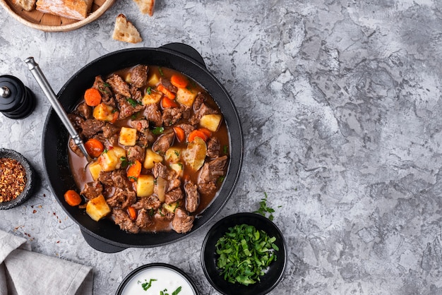 Slow Cooker Beef Stew: Tender, Flavorful, and Easy