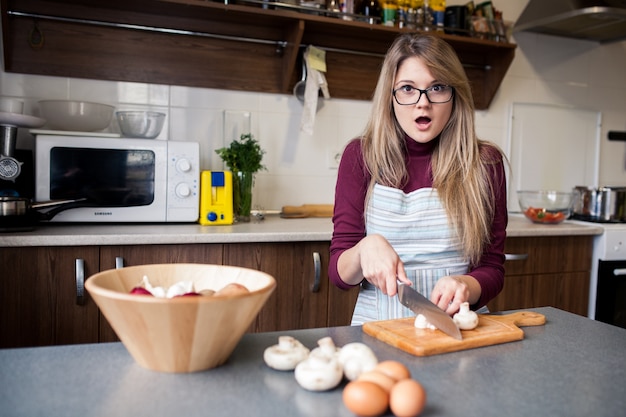 Perfect Hard Boiled Eggs: Stovetop Cooking Time Guide