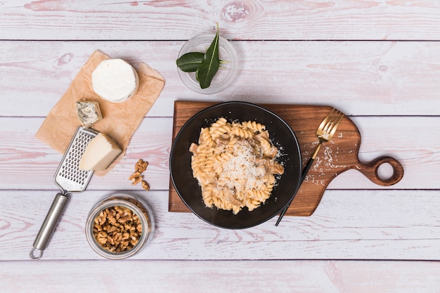 Dog-Friendly Oatmeal: A Complete Guide to Cooking Oatmeal for Your Pup