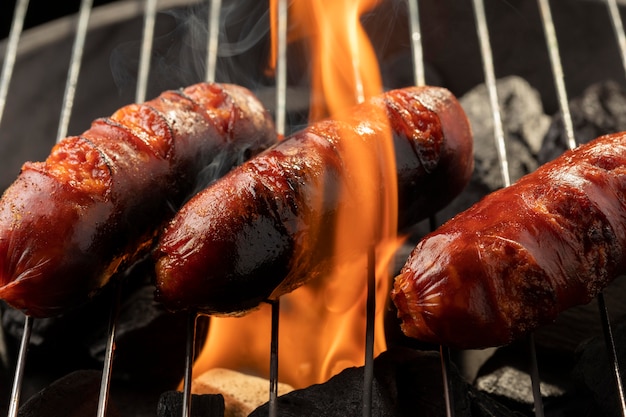 The Ultimate Guide to Cooking Delicious Bratwurst