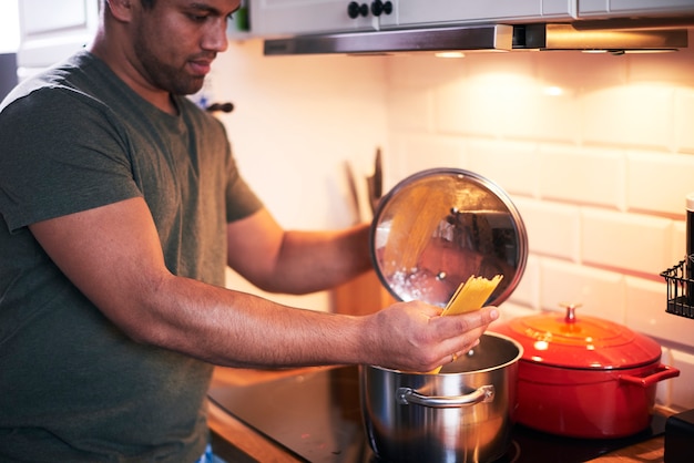 The Perfect Stovetop Burger: How Long to Cook for Juicy Results