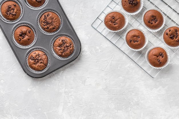 Brownie Muffin Baking Time: Perfect Chewy Bites