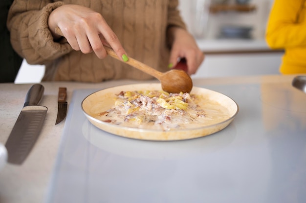 The Perfect Stovetop Oatmeal: A Simple Guide