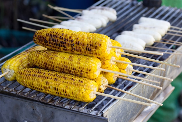 The Ultimate Guide to <a href=https://www.tgkadee.com/Healthy-Meals/The-Ultimate-Guide-to-Cooking-Corn-on-the-Cob.html target=_blank class=infotextkey>cooking corn</a> on the Cob