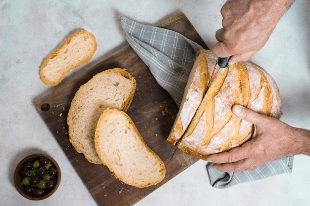 The Ultimate Guide to Crispy, Garlicky, Homemade Garlic Bread