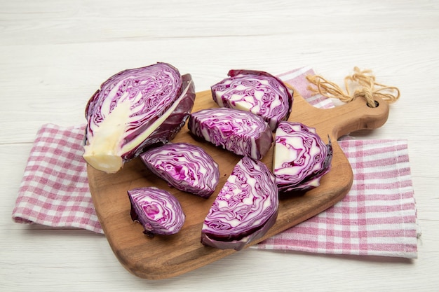 Purple <a href=https://www.tgkadee.com/Healthy-Meals/Microwave-Baked-Potato-Timing-Perfect-Cooking-Guide.html target=_blank class=infotextkey>potato recipes</a>: Delicious Ways to Cook This Vibrant Spud