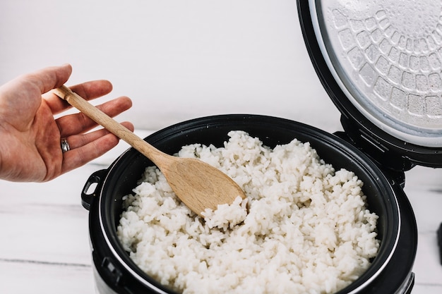 How to Cook Perfect Rice on the Stovetop: A Step-by-Step Guide