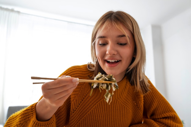 The Ultimate Guide to Cooking Noodles: Tips, Tricks, and Recipes