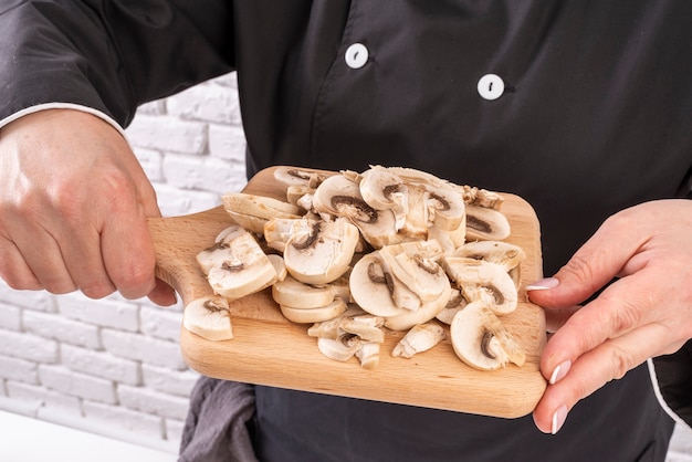 The Ultimate Guide to Cooking Mushrooms for Steak