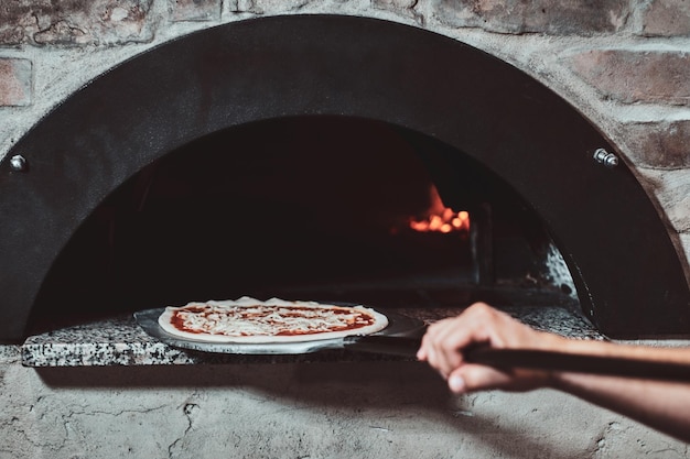 Pizza Stone Perfection: The Ultimate Guide to Crispy, Delicious Pizza