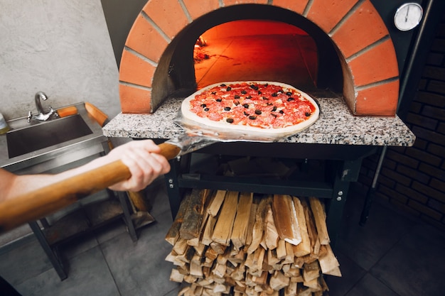 Pizza Stone Perfection: The Ultimate Guide to Crispy, Delicious Pizza