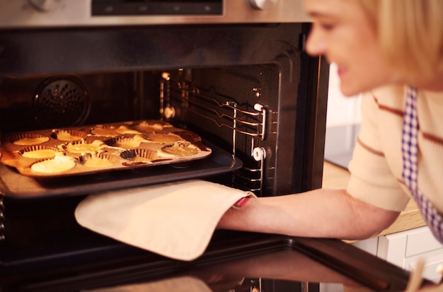 How to Cook a Burger in the Oven (Perfectly Every Time)