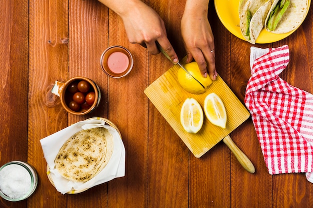 Tostones Recipe: Crispy, Delicious, and Easy