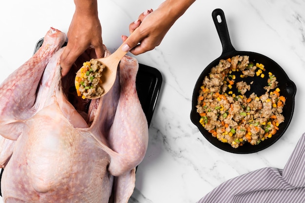 Ultimate Guide to Roasting a Perfect Turkey in a <a href=https://www.tgkadee.com/Healthy-Meals/Roast-Cooking-Times-Perfect-Roast-Every-Time.html target=_blank class=infotextkey>roasting pan</a>