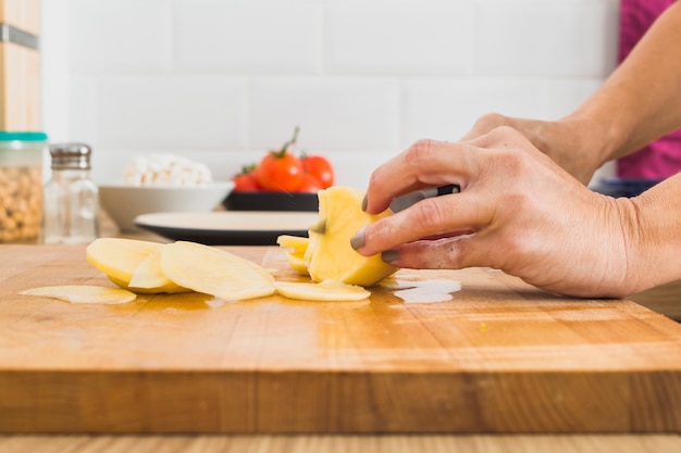 Crispy Homemade Potato Chips: The Ultimate Guide