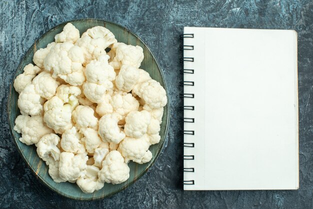 Steamed Cauliflower: The Perfect Side Dish (Easy Recipe)