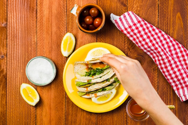 The Perfect Crispy Corn Tortillas for Tacos