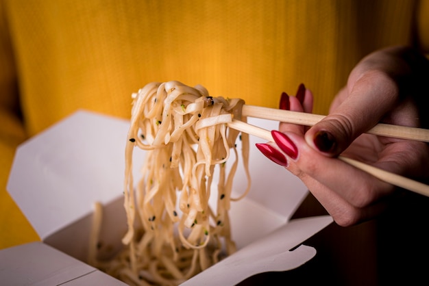 Microwave Ramen Noodle Cooking Time: How Long is Perfect?