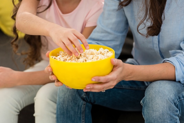 The Ultimate Guide to Perfect Stovetop Popcorn