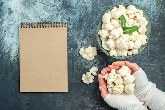 The Ultimate Guide to Perfect <a href=https://www.tgkadee.com/Cooking-Tips/Stovetop-Popcorn-Perfection-The-Ultimate-Guide.html target=_blank class=infotextkey>stovetop popcorn</a>