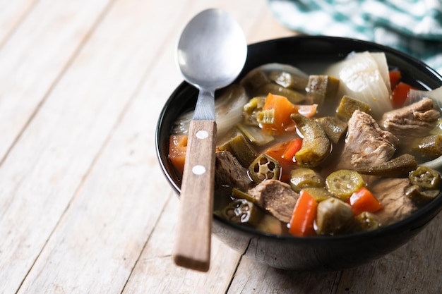 Slow Cooker Beef Stew: Easy, Flavorful Recipe