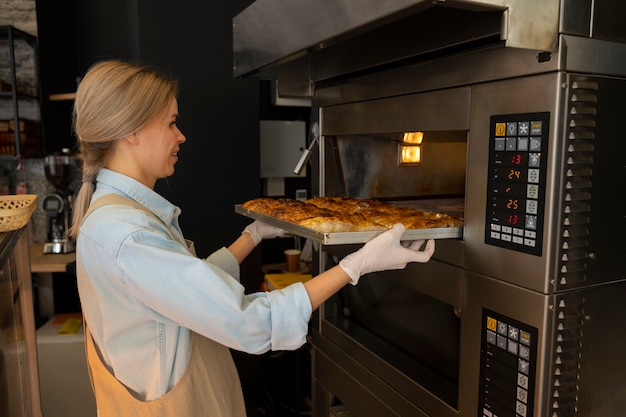 Convection Oven vs. Traditional Oven: Which Cooks Faster?