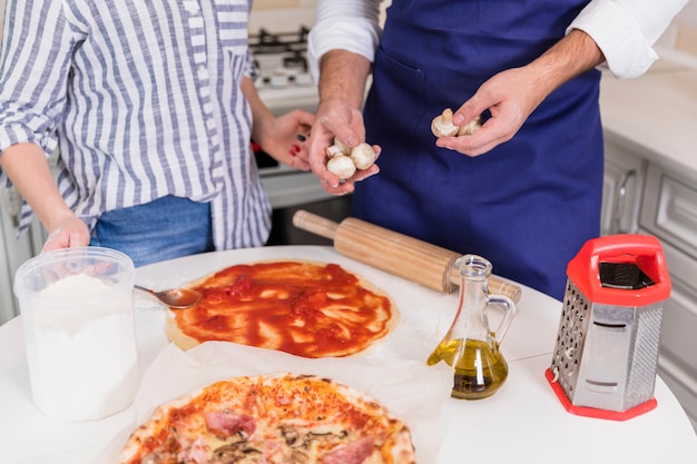 Frozen Pizza Perfection: The Ultimate Guide to Cooking a Delicious Frozen Pizza