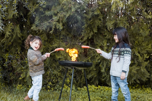 Mastering the Charcoal Grill: A Comprehensive Guide to Delicious BBQ