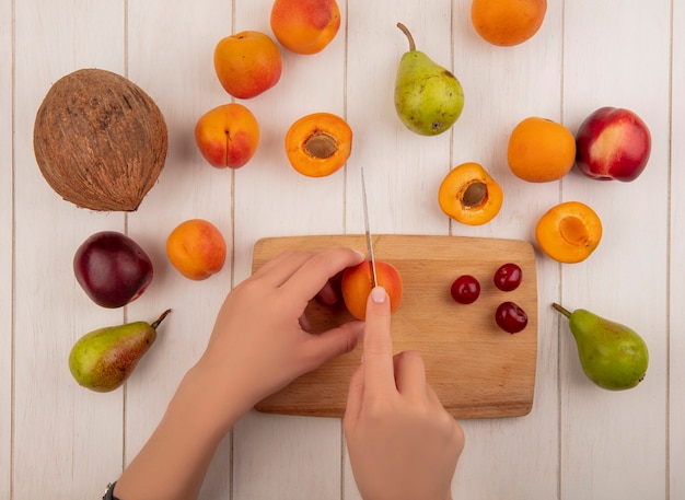 Baby-Led Weaning Apple Recipes: How to Cook Apples for Your Little One