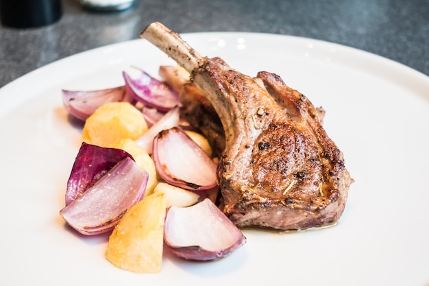 Lamb Shoulder Chops: The Ultimate Guide to Juicy, Tender Perfection