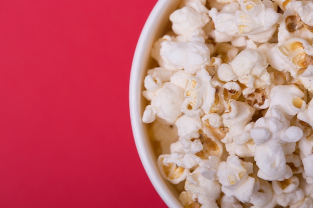 The <a href=https://www.tgkadee.com/Cooking-Tips/Stovetop-Popcorn-Perfection-The-Ultimate-Guide.html target=_blank class=infotextkey>perfect popcorn</a>: A Step-by-Step Guide