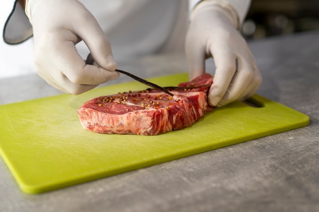 Ultimate Guide to Cooking the Perfect Striploin Steak