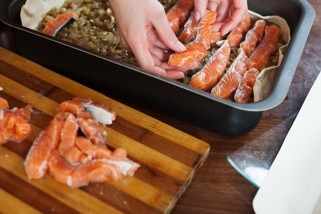 Alaskan <a href=https://www.tgkadee.com/Cooking-Tips/Ultimate-Guide-to-Cooking-Delicious-Crab-Legs.html target=_blank class=infotextkey>king crab legs</a>: The Ultimate <a href=https://www.tgkadee.com/Healthy-Meals/Master-the-Kitchen-Essential-Cooking-Techniques-and-Recipes.html target=_blank class=infotextkey>cooking guide</a>