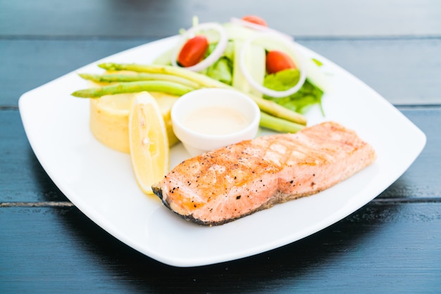 <a href=https://www.tgkadee.com/Recipes/Easy-Pan-Seared-Salmon-Perfectly-Cooked-Every-Time.html target=_blank class=infotextkey>salmon fillet recipe</a>s: The Ultimate Guide to Deliciousness