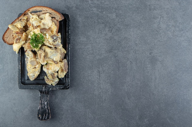 How Long to Pan-Fry Chicken Tenderloins to Perfection