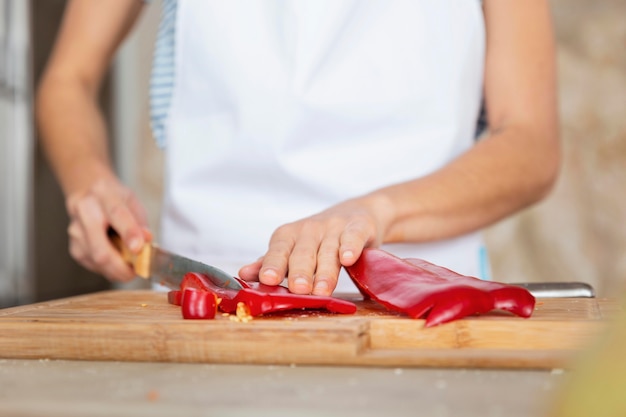 Oven-Baked <a href=https://www.tgkadee.com/Healthy-Meals/Crispy-Air-Fryer-Bacon-The-Ultimate-Guide.html target=_blank class=infotextkey>crispy bacon</a>: The Ultimate Guide to Thick-Cut Perfection