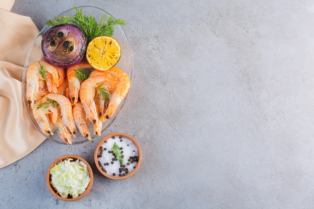 Delicious Shrimp Salad: Perfect Cooking Techniques for Large Raw Shrimp