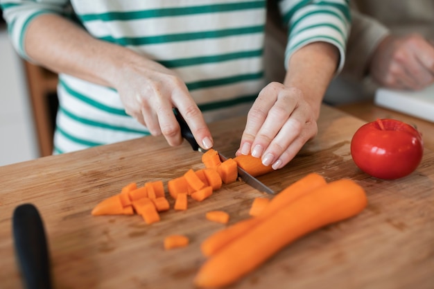 How to Cook Carrots: <a href=https://www.tgkadee.com/Cooking-Tips/Ratatouille-Recipe-Easy-Delicious-Provenal-Delight.html target=_blank class=infotextkey>easy recipe</a>s and Tips for Perfect Carrots