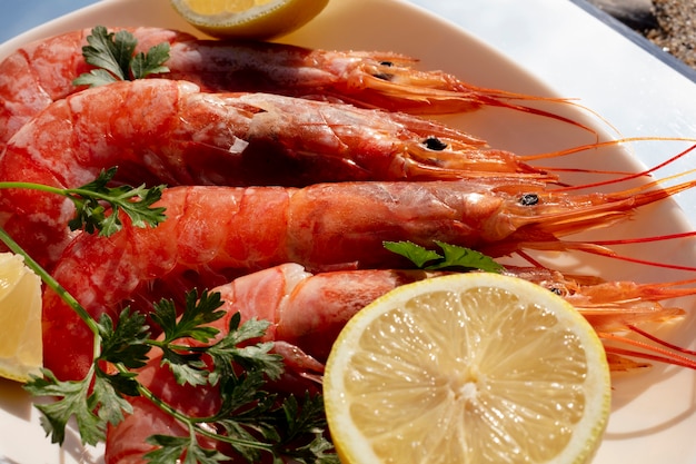 Delicious Red King Crab Legs: The Ultimate Guide to Cooking Frozen