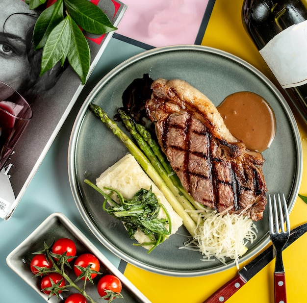 Ribeye Steak in a Skillet: The Perfect Sear and Crust